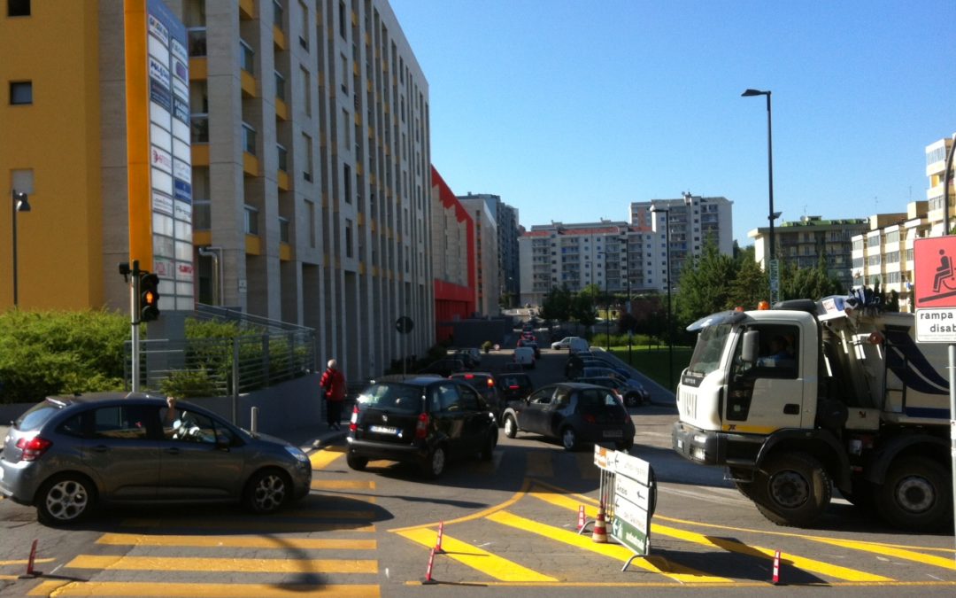 Il gran caos sulle strade di Poggio Tre Galli
E adesso che aprono le scuole come si farà?