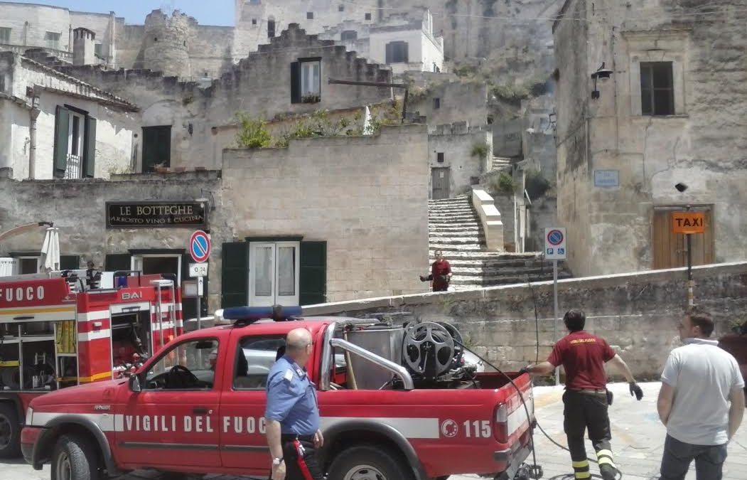 A fuoco la cucina de “Le Botteghe”
Fiamme nel ristorante nel rione Sassi