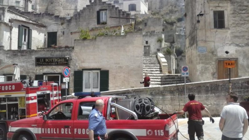 A fuoco la cucina de “Le Botteghe”
Fiamme nel ristorante nel rione Sassi