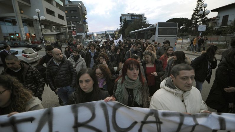 Bloccato svincolo autostradale Cosenza nord
La protesta dei lavoratori di Infocontact