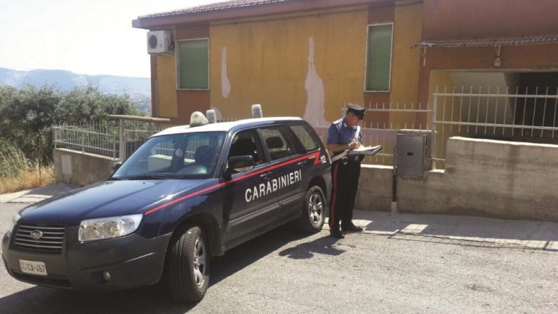 Crotone, «volevo solo raddrizzarle la testa»
La moglie uccisa al culmine dell'ennesima lite