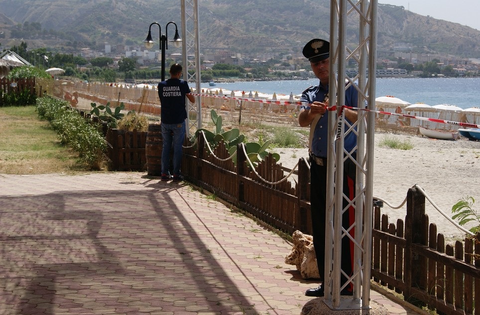 Viola sequestro stabilimento balneare
Denunciata titolare a Reggio, nuovi sigilli