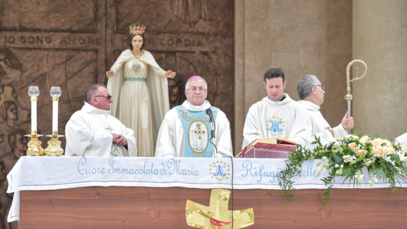 Vibo, Giornata regionale della Memoria: è polemicaIl coordinatore provinciale di Libera attacca i parrociLa diocesi di Mileto: «Prima di parlare si informi»