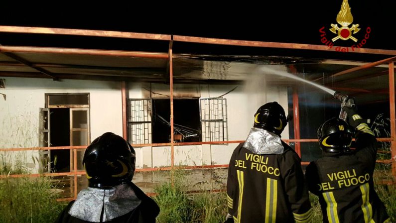 Intimidazioni contro dirigente Provincia di CrotoneAutovettura incendiata per la quarta volta