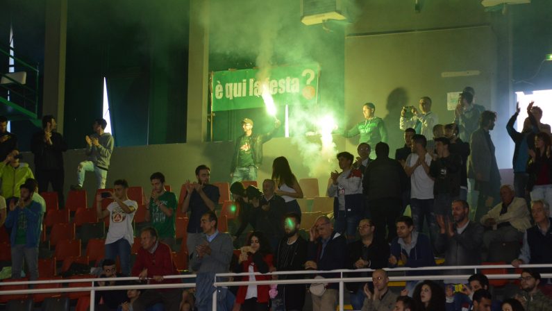 Basket, Avellino saluta la Scandone dopo i trionfi della stagione. E il sindaco venerdì consegnerà una targa