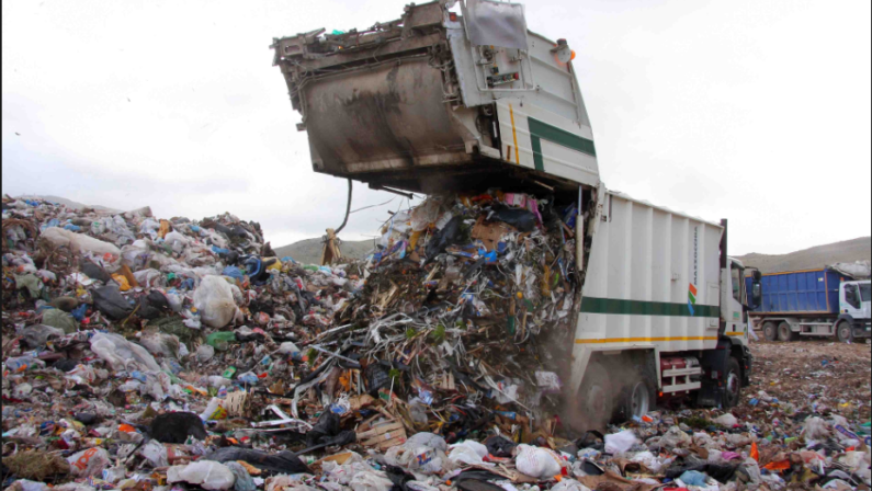 I rifiuti non potranno più essere smaltiti a CrotoneSovreco vince il ricorso al Tar e scatta l'emergenza
