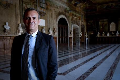 Napoli, il sindaco De Magistris: “Basta Sud con guinzaglio”