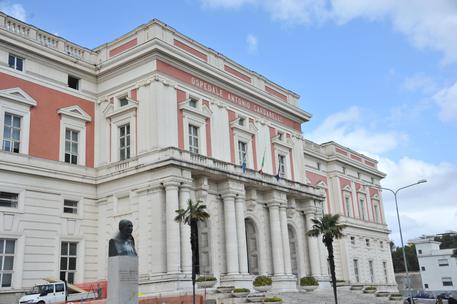 Meningite, altra vittima: muore 36enne al Cardarelli di Napoli