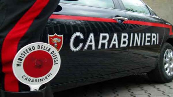 Controlli dei carabinieri in un campo Rom di Lamezia Terme: sospetti reati di natura ambientale