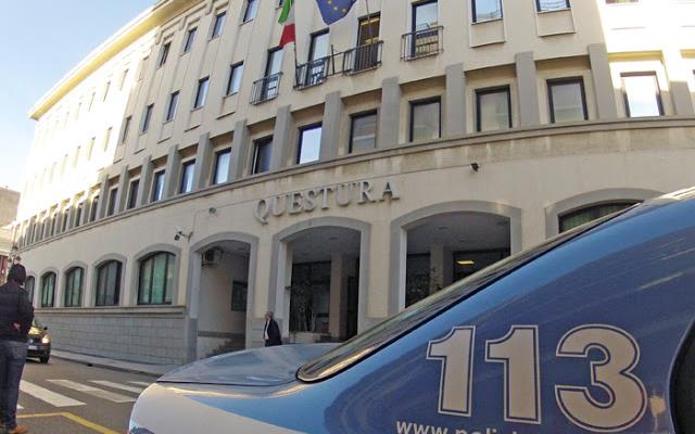 Intimidazioni, bottiglia incendiaria contro la porta del consultorio diocesano a Reggio