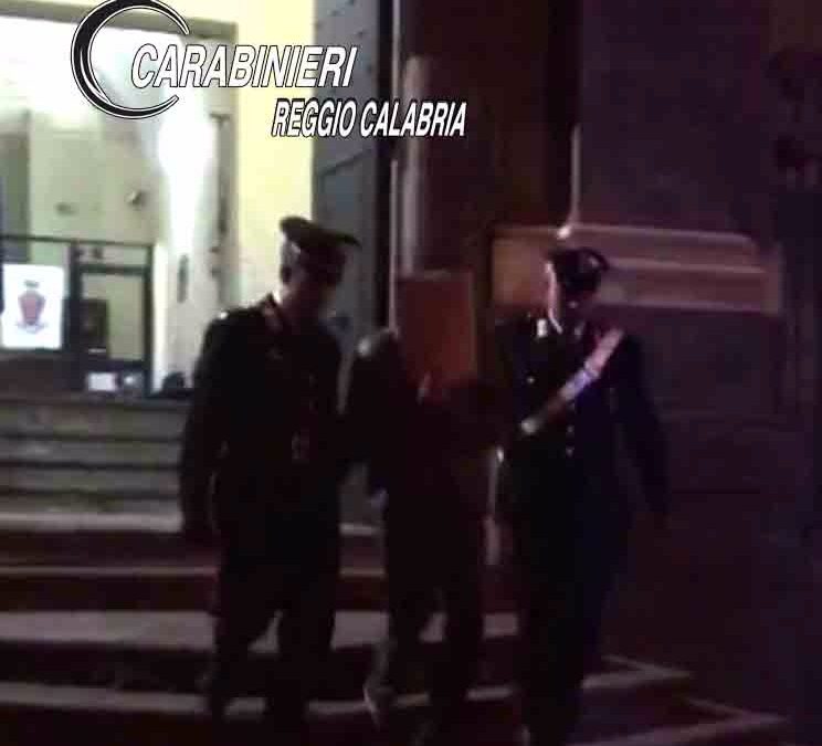 VIDEO – Latitante arrestato a Napoli, era ricercato dai carabinieri del Reggino