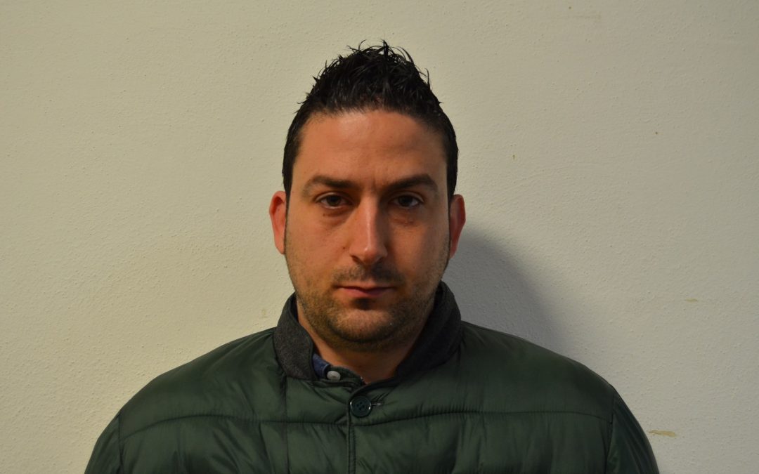 FOTO – Rapinano l’affitto al proprietario del negozio  Le tre persone arrestate dalla polizia a Crotone