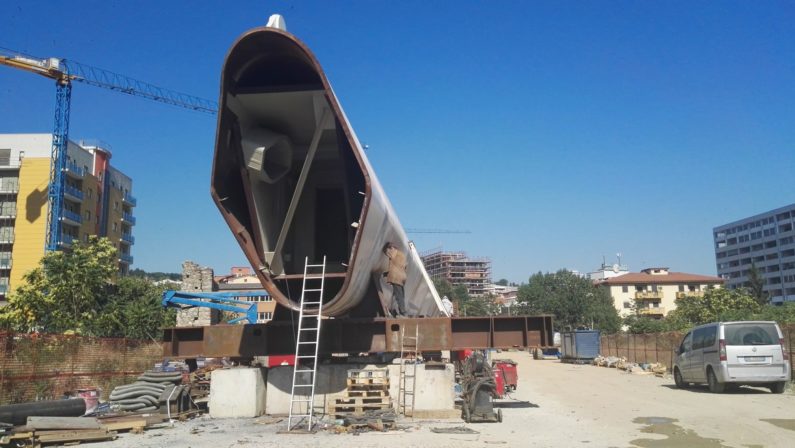 Ponte di Calatrava, ci siamo, ecco le ultime fasi dei lavoriNel cantiere dove si prepara il sollevamento dell’antenna 