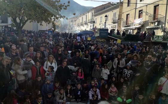 Sagra della castagna di Montella Igp, l’evento conquista il sud Italia