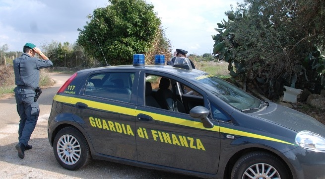 ‘Ndrangheta, sigilli a ville per 1,5 milioni di euro  La Finanza ha “bloccato” anche moto e automobili