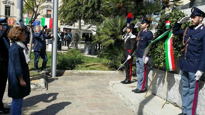 Celebrata anche in Calabria la giornata del 25 AprileTanta gente nelle piazze per «il valore della libertà»