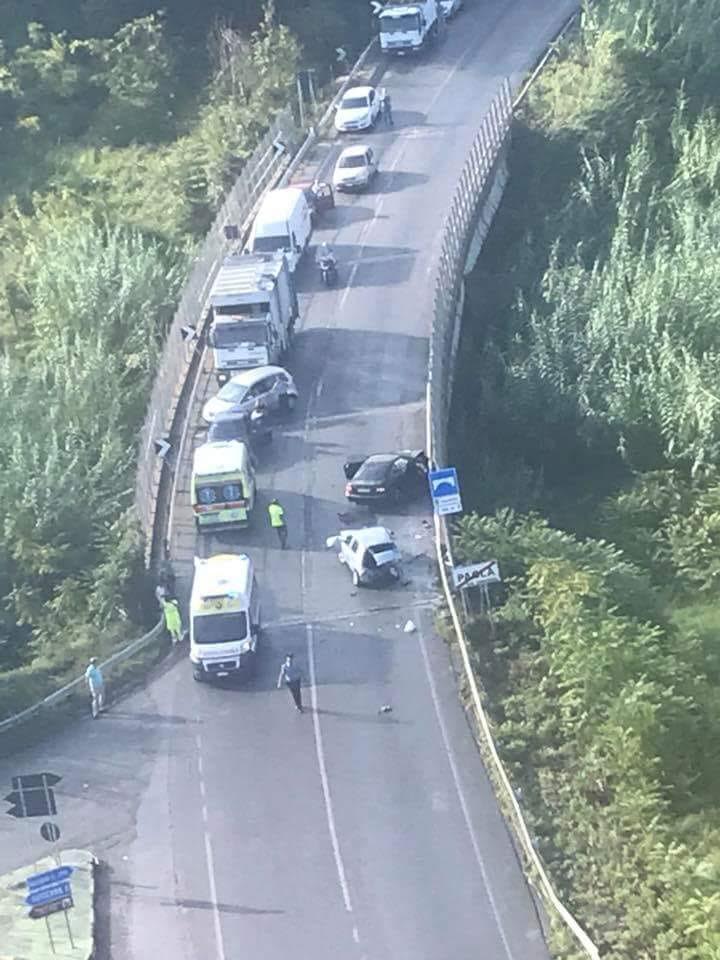 Scontro fra auto nei pressi di PaolaRagazza trasportata in elisoccorso a Cosenza