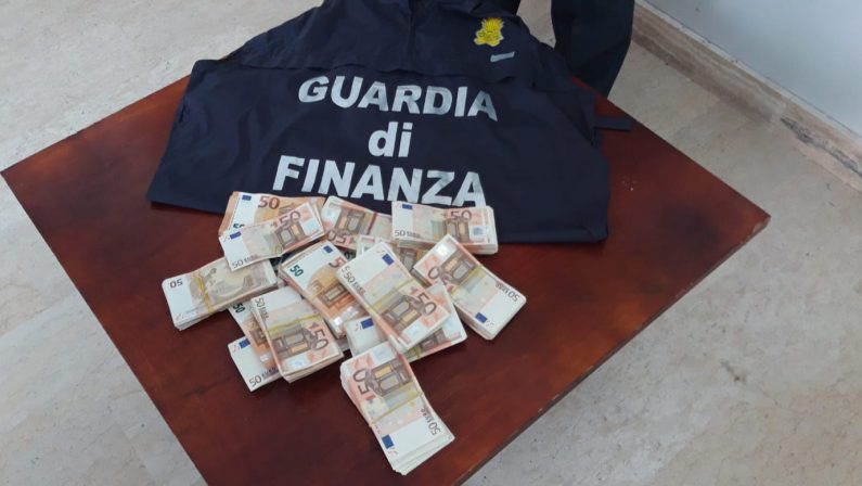 La 'ndrangheta vuole i soldi della crisi dopo la pandemia, l'allarme dell'Osservatorio della Polizia criminale