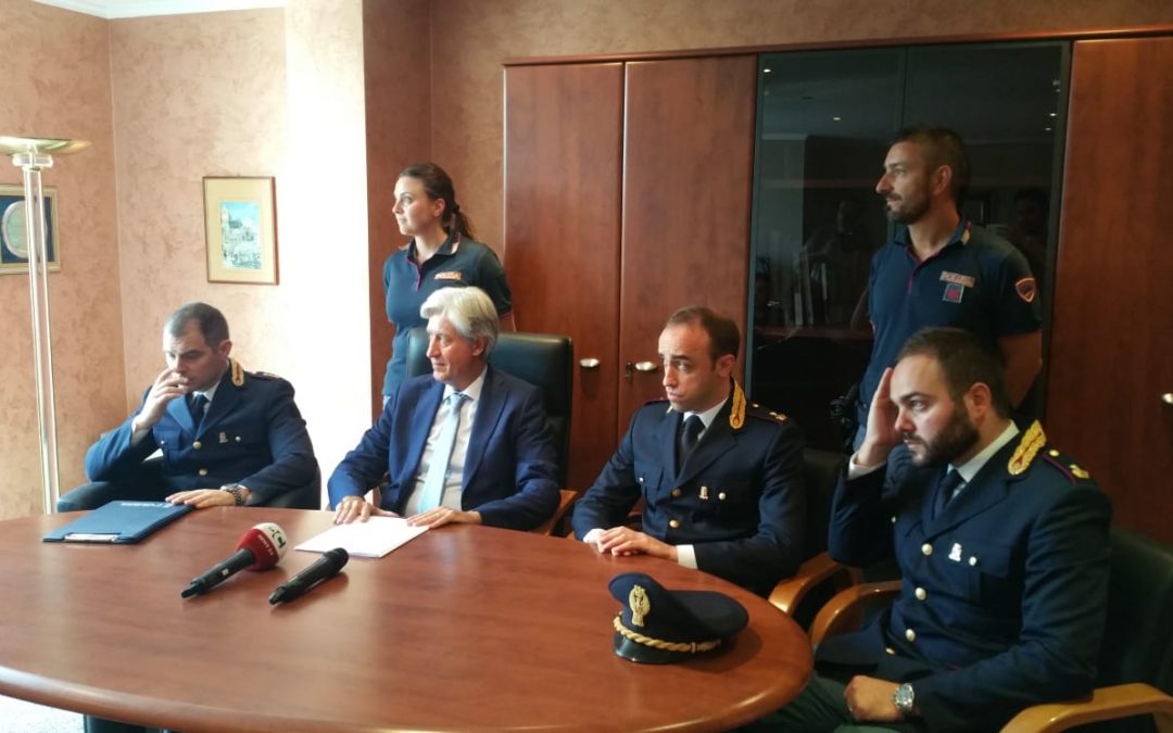 La conferenza stampa della polizia a Vibo