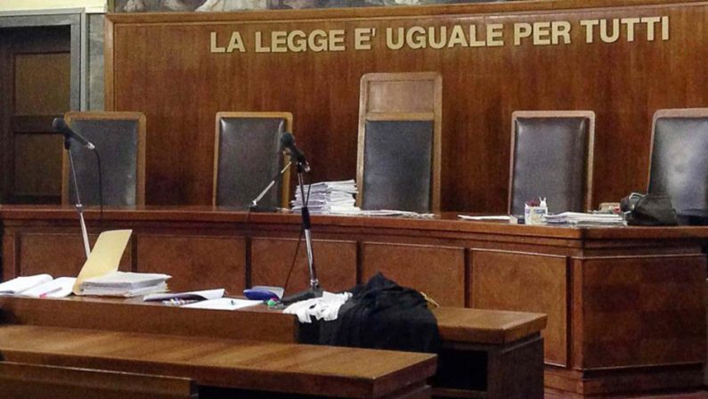 Processo Gotha, le richieste di condanna per Paolo Romeo e Antonio Caridi: 28 e 20 anni di carcere