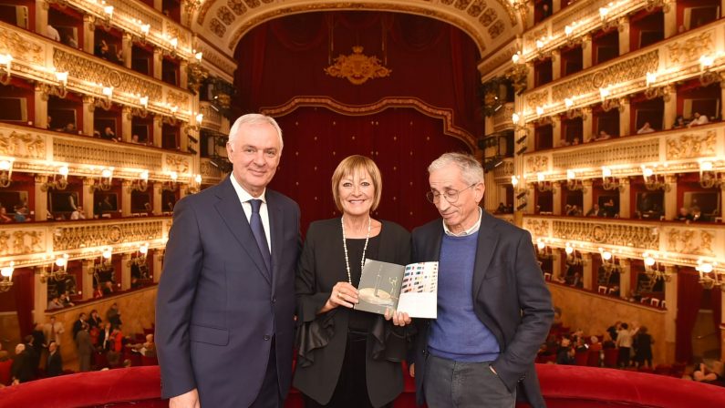 Il Teatro San Carlo dedica un'opera a Leopardi per il  Bicentenario de "L'infinito"