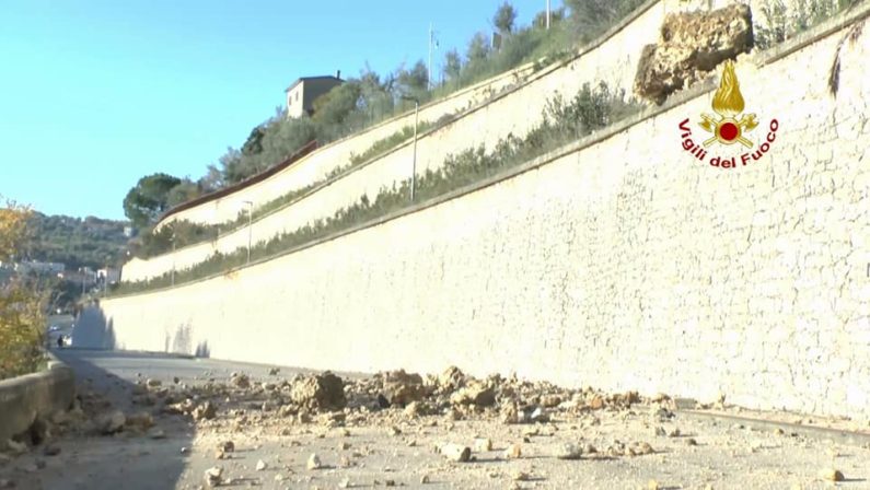 Cosenza, un'altra frana mette in ginocchio la città vecchia - VIDEO