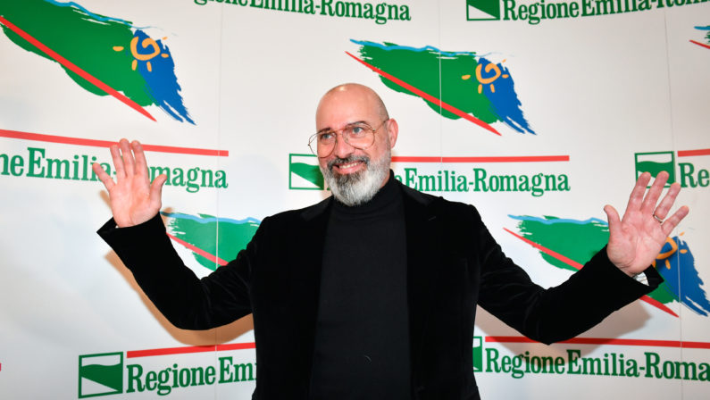 Centrosinistra appeso alla vittoria di Bonaccini