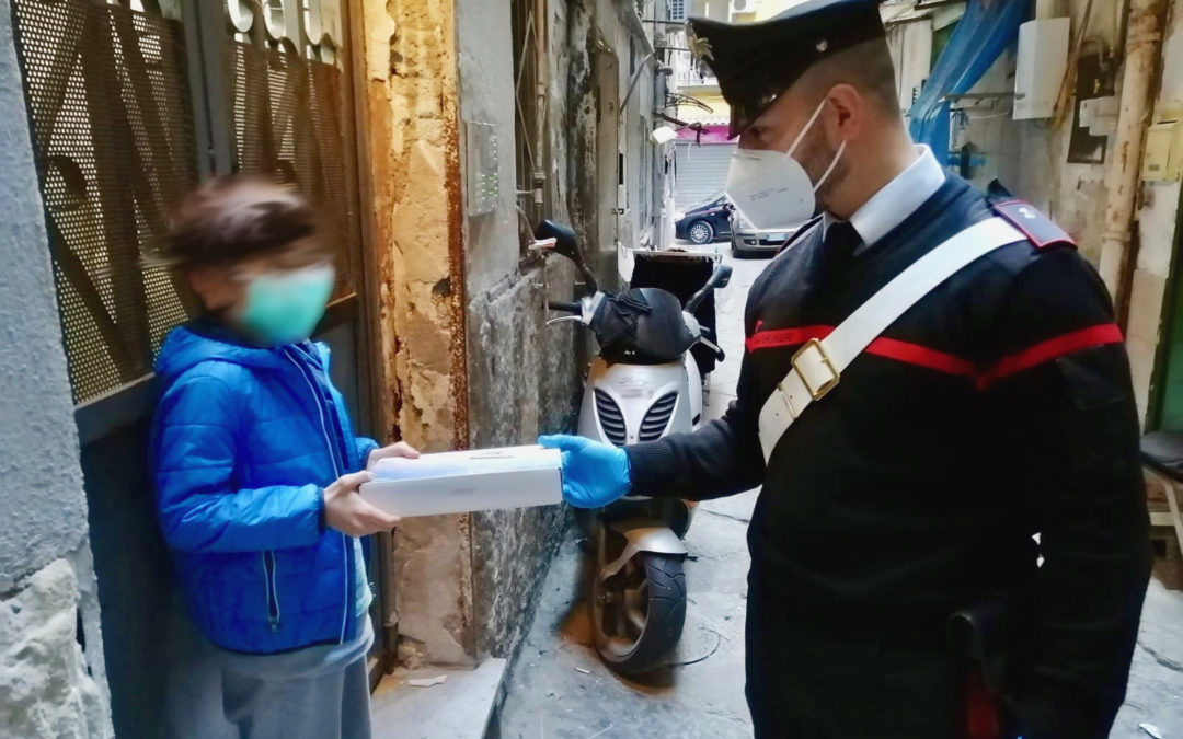 Napoli, Rione Sanità: lezioni a distanza, consegnati 40 tablet ai bambini