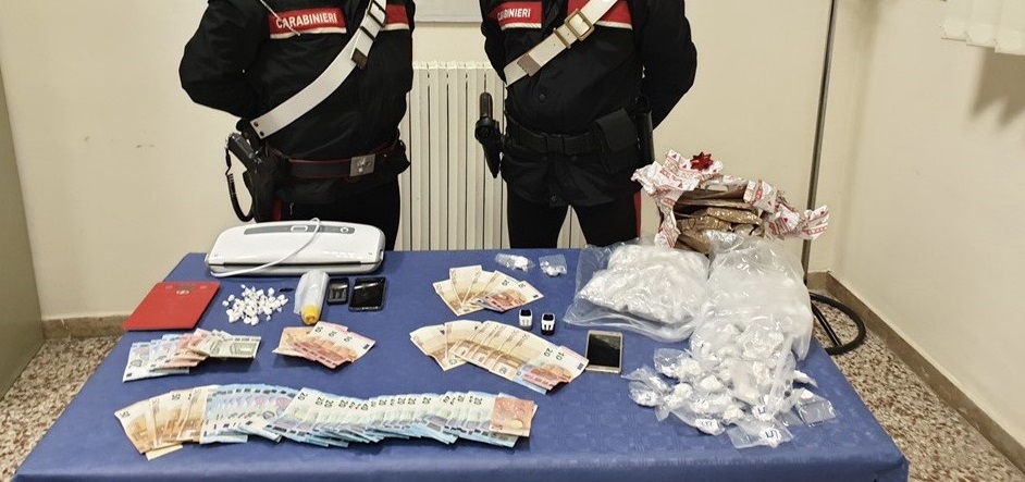 Traffico e spaccio di droga nelle Marche gestiti dai calabresi, 5 arresti. Cocaina arrivava dal Reggino