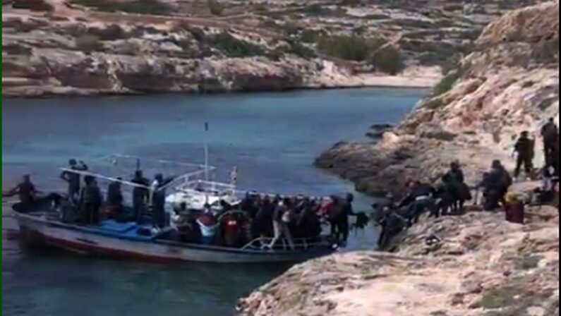 Nuovo sbarco di migranti a Lampedusa