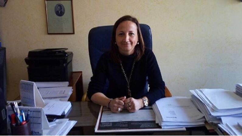 Dimissioni di sette consiglieri comunali, finisce il mandato del sindaco di Ricadi Giulia Russo