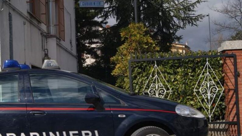 Nusco, carabinieri mettono fine all'incubo di una donna maltrattata dal figlio