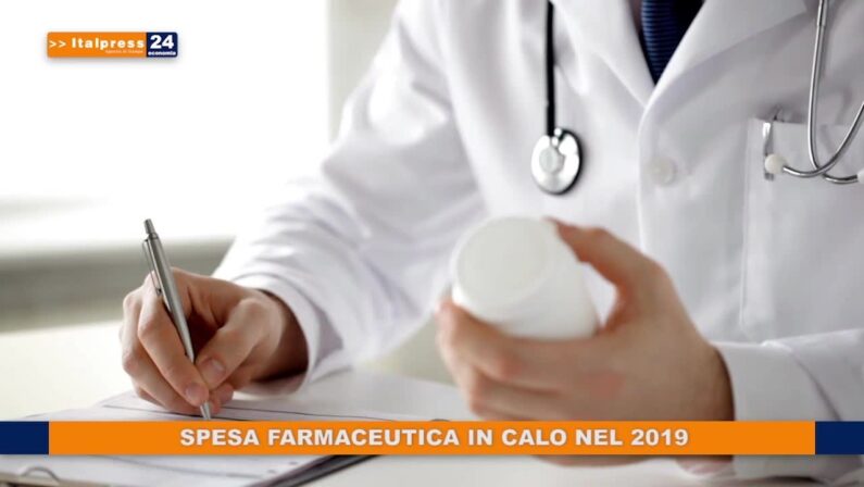 Spesa farmaceutica in calo nel 2019