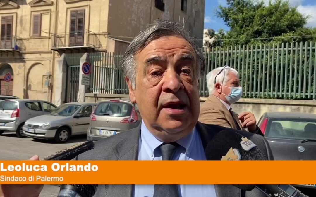 Atti vandalici nelle scuole di Palermo, Orlando “No ai ladri di futuro”