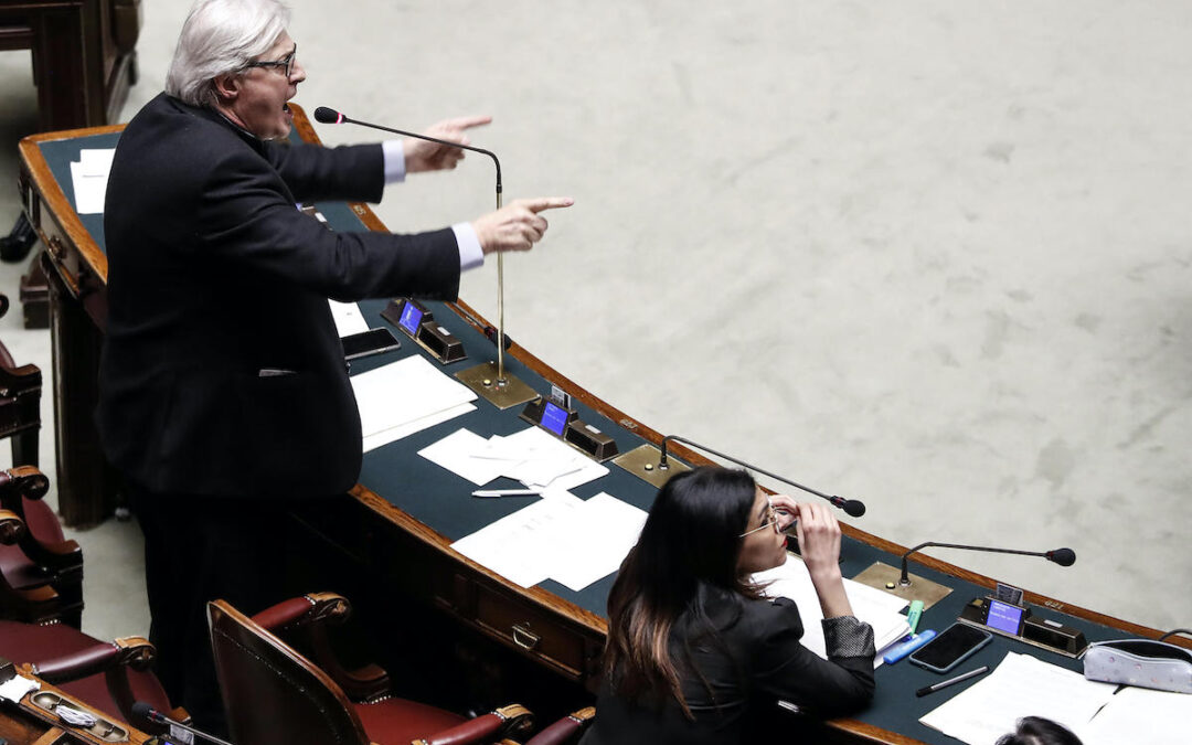 Vittorio Sgarbi durante la querelle alla Camera