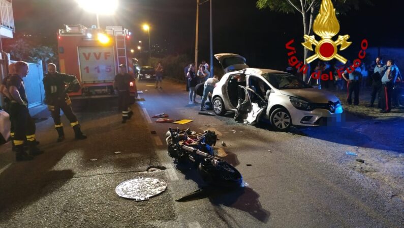 Violento scontro tra auto e moto a Lamezia, 5 feriti in ospedale