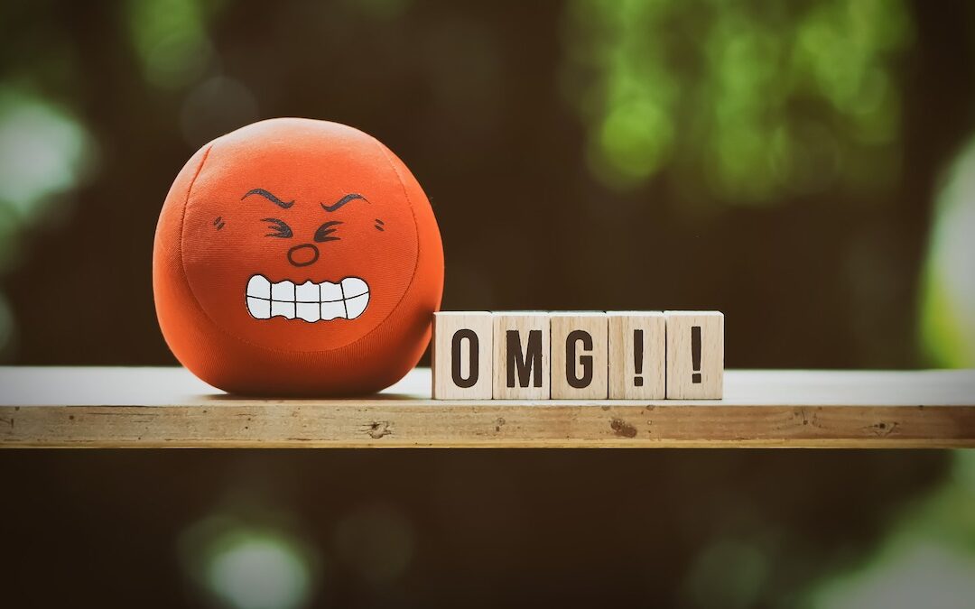 Domani è l’Emoji day: faccina sì o no tra colleghi?