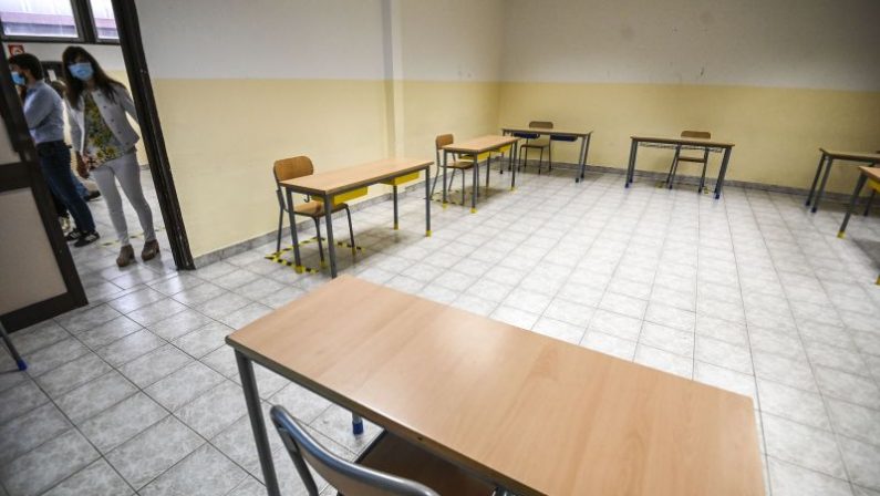 Scuola, dal primo settembre recupero apprendimenti e dal 14 il via alle lezioni