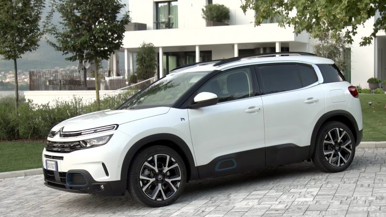 Citroen presenta nuova C3 e il nuovo SUV C5 Aircross Hybrid