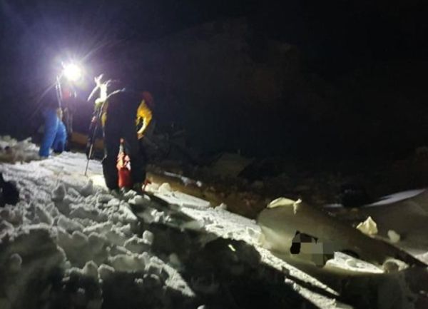 Precipita un elicottero sul monte Bianco, un morto e un ferito