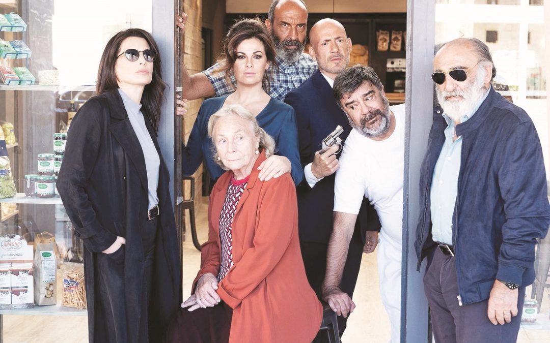Eleonora Ivone insieme al cast del suo film "Ostaggi"