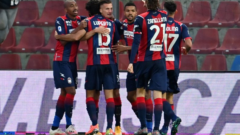 Serie A, prima vittoria per il Crotone: Spezia battuto per 4-1