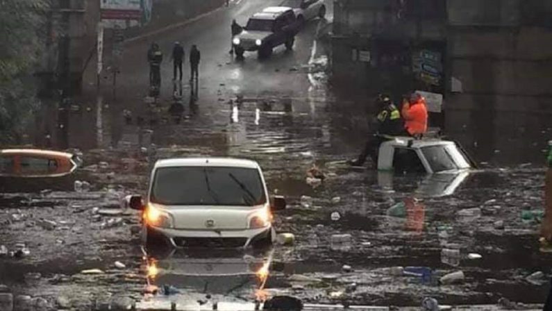 Maltempo, Reggio Calabria si sveglia dopo il temporale. Falcomatà: «Chiedo scusa ai cittadini» - FOTO