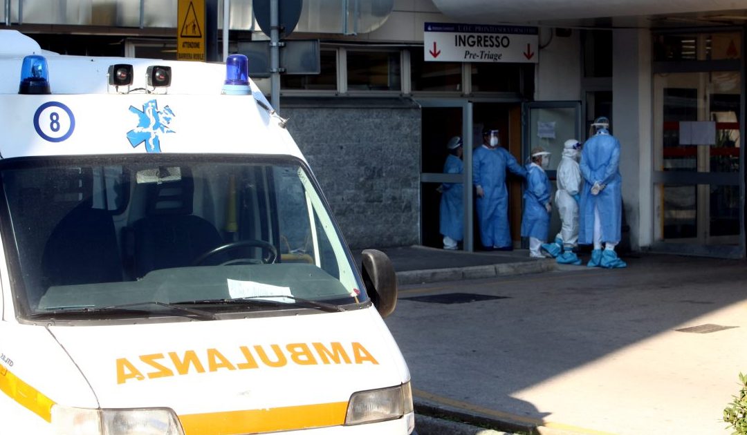 Coronavirus in Italia, 17.533 nuovi casi e 620 decessi in 24 ore. Indice di positività al 12,4%