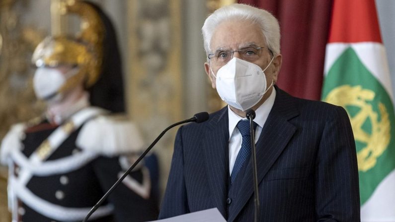 Mattarella: «L'Europa deve avere una politica estera e di difesa»