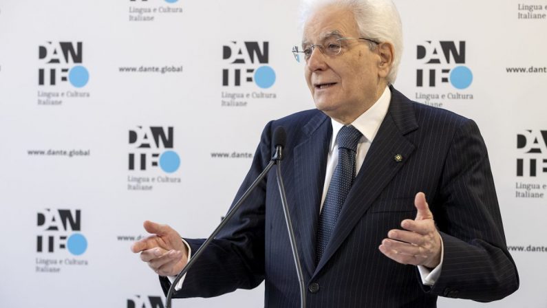 Covid, Mattarella “Con l’innovazione possibile non fermarsi”