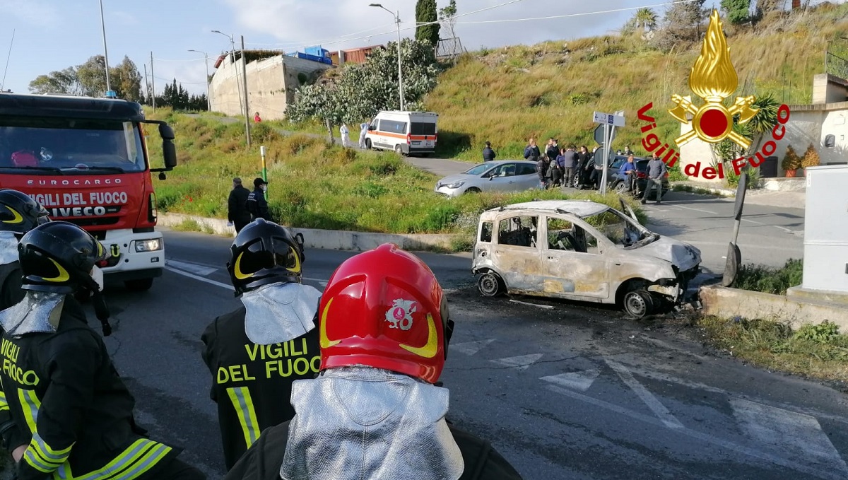 Tragico Incidente Stradale A Catanzaro, Muore Sul Colpo Un 22enne - Il ...