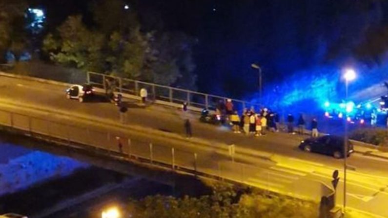 Tragedia nella notte a Matera, muore un motociclista 30enne