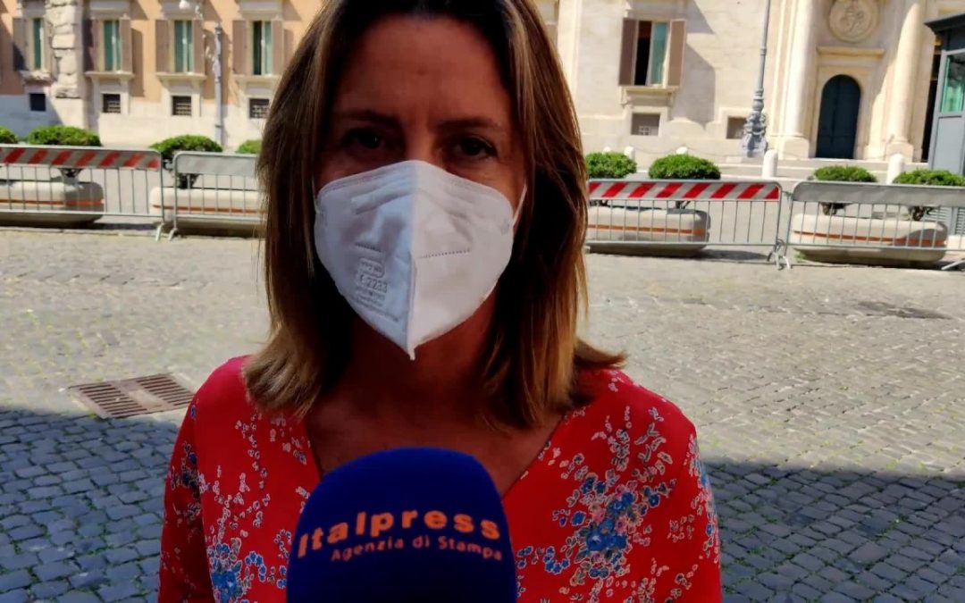 Lorenzin “Su mascherine ascoltare autorita'”