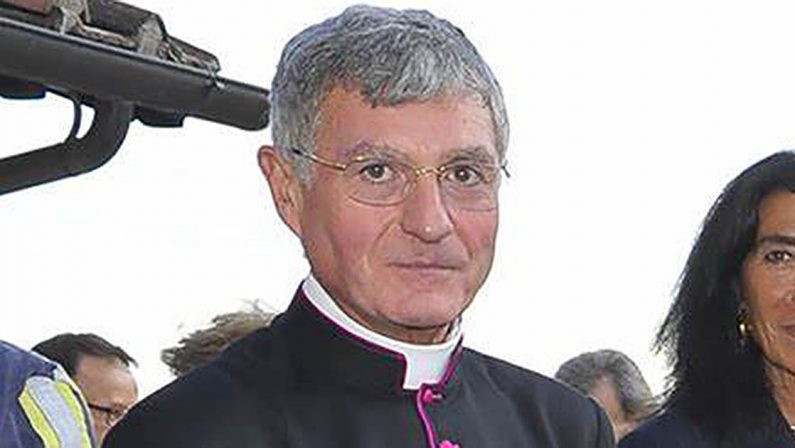 RAZZA PADANA - Monsignor Perlasca, il Buscetta con il turibolo che affossò il Vaticano